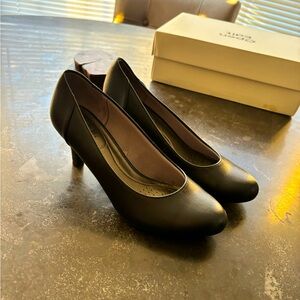Lifestride Classic Black Women's Heels